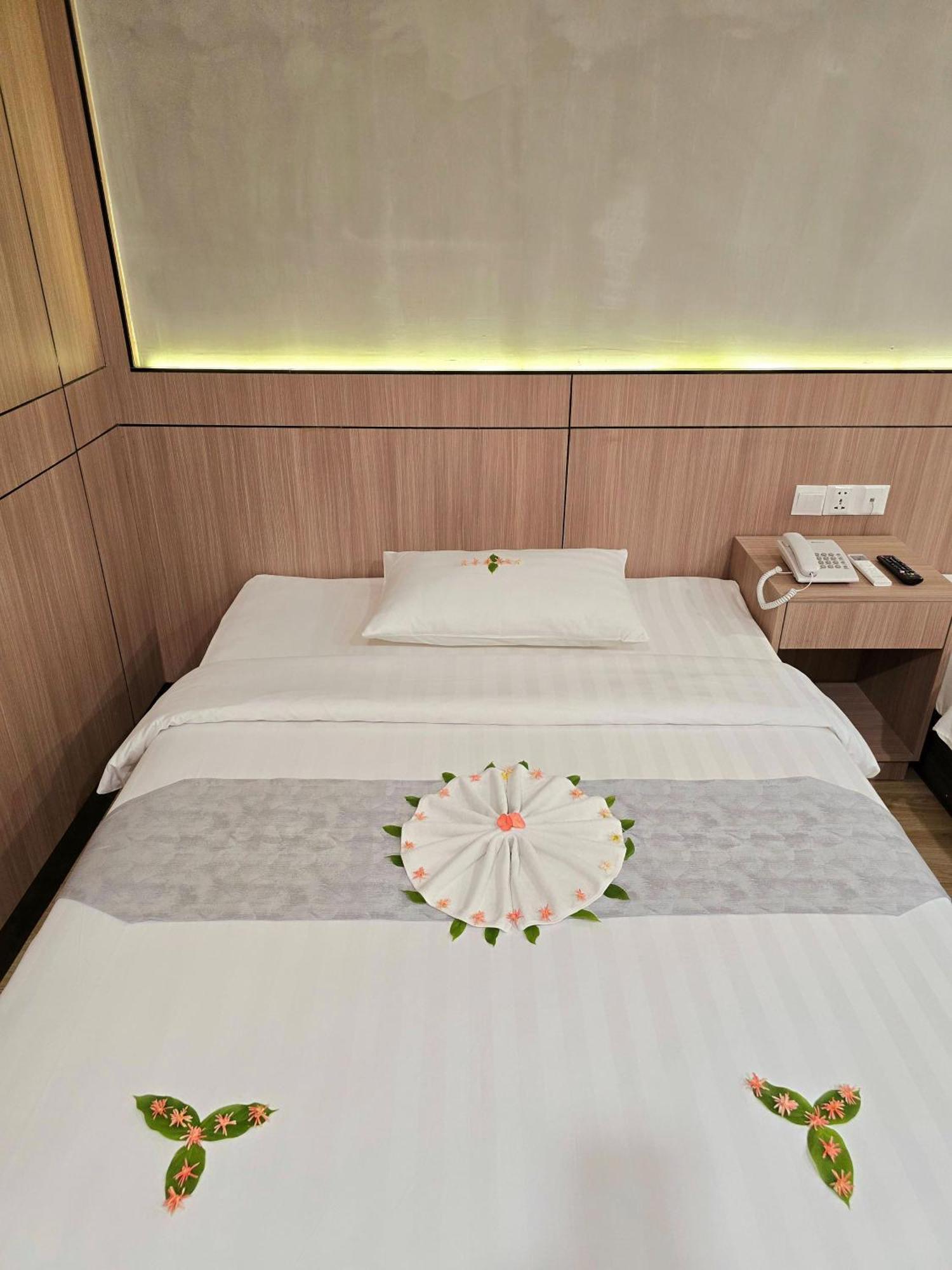 Joli Hotel Phnom Penh Zewnętrze zdjęcie
